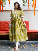 Cotton Green Print Kurta, Puff Sleeves and Gota Details with Offwhite Flex Pant 2 pc Set (Without Dupatta)