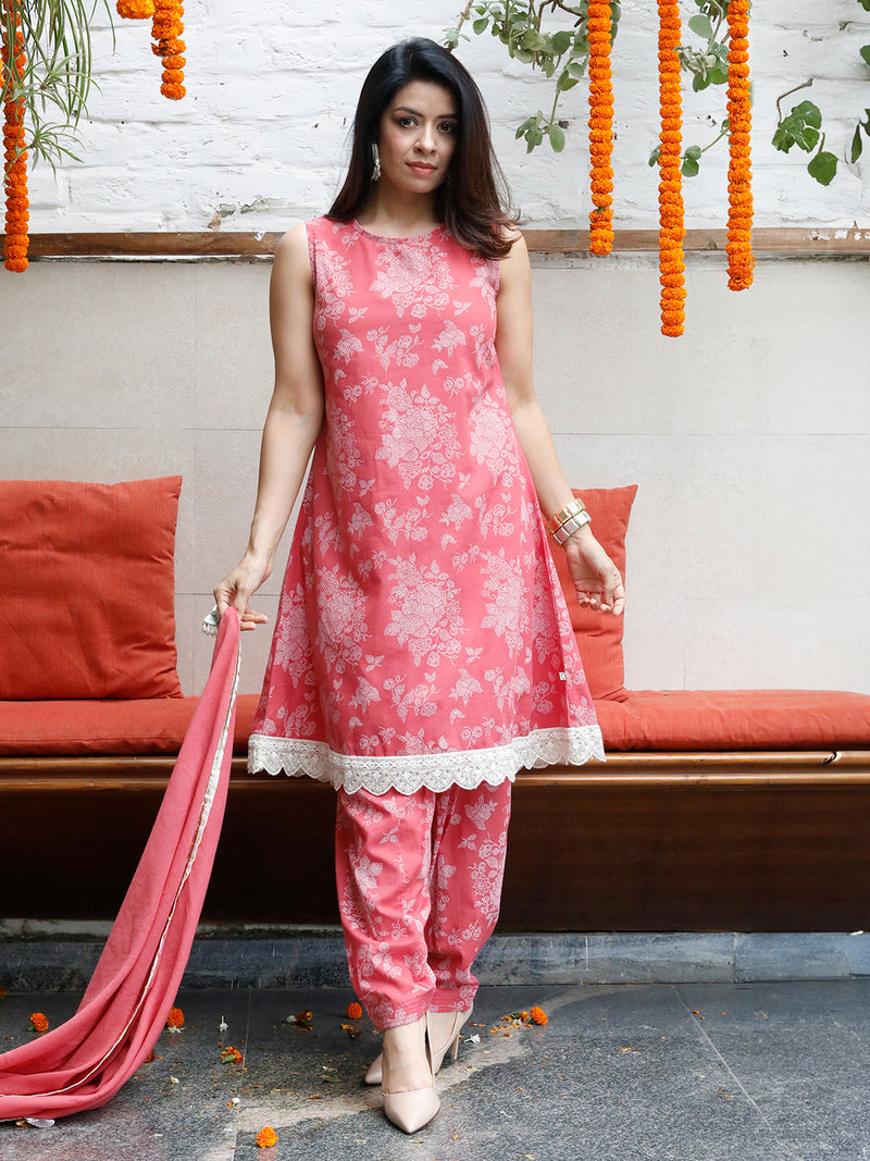 Pink Cotton Khadi Print Sleeveless Aline Kurta With Lace Details Paired With Straight Salwar In The Same Fabric. ( Without Dupatta )