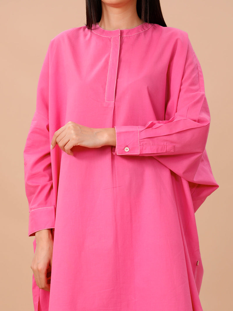 Pink Cotton Loose Fit Kurta With Contrast Stitch Paired With Straight Pants With Lace Inserts.