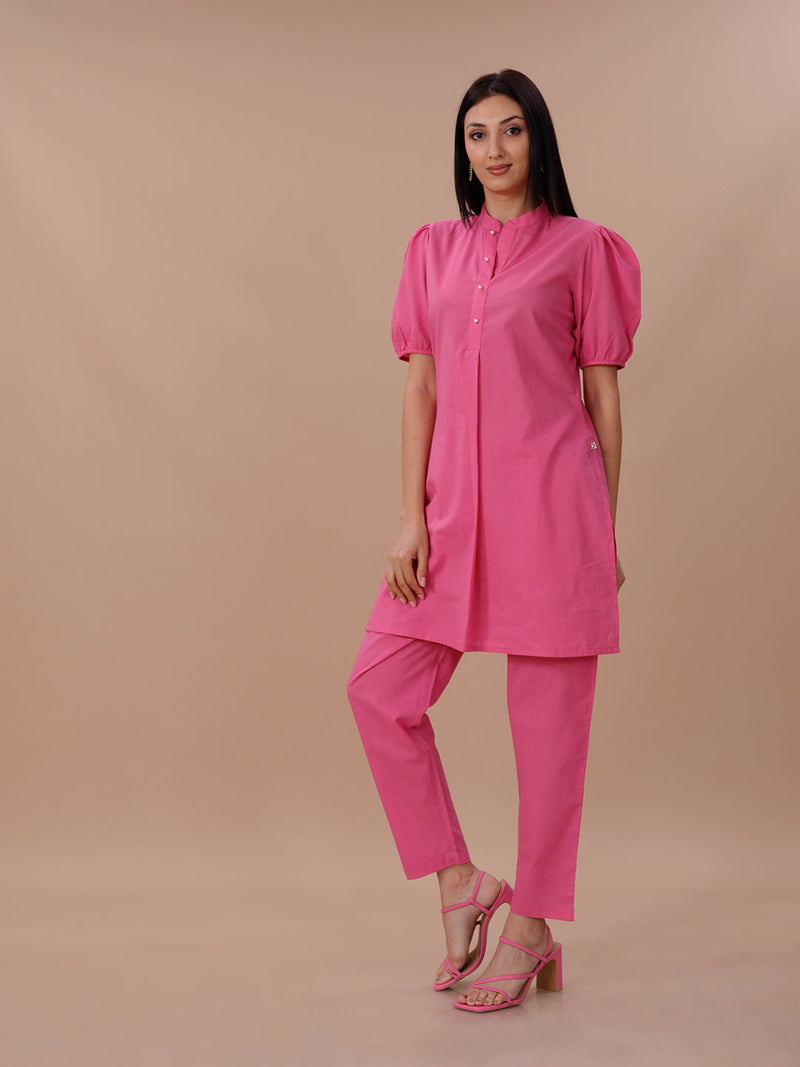 Pink Cotton Kurta With Puff Sleeves Paired With Straight Pants