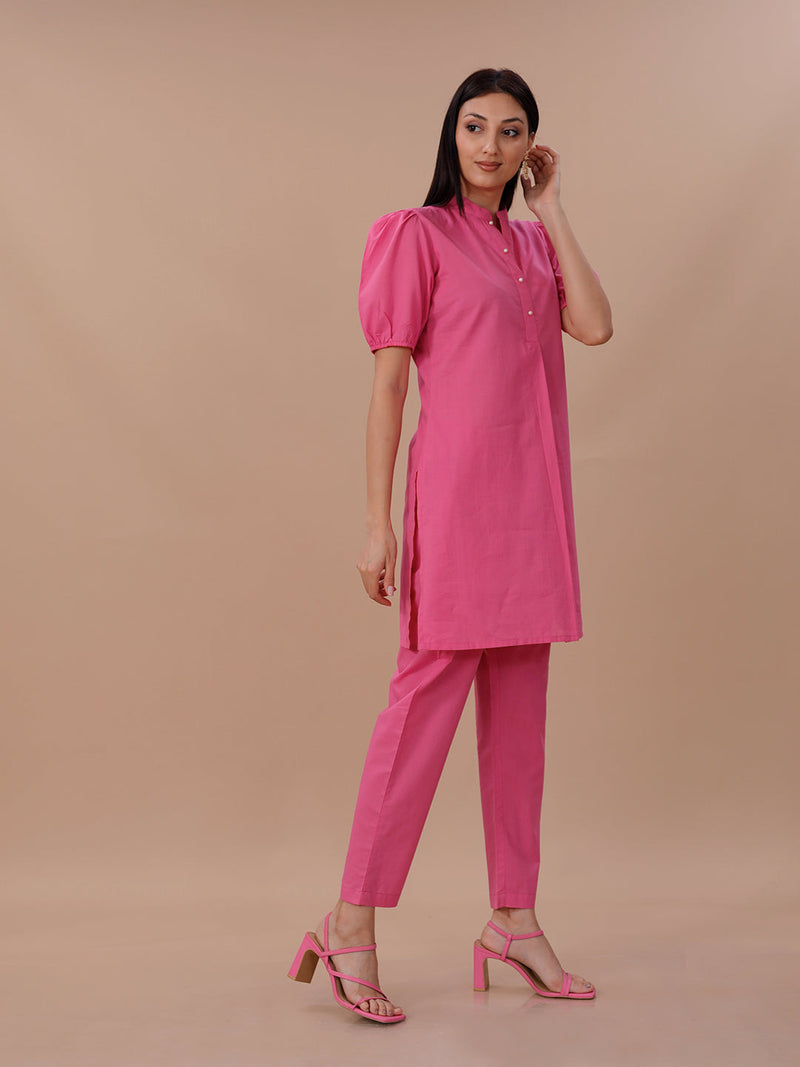 Pink Cotton Kurta With Puff Sleeves Paired With Straight Pants