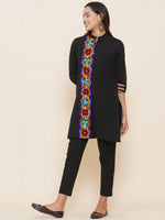 Black flex with aari embroidery lace short kurta and pant set-Fabnest