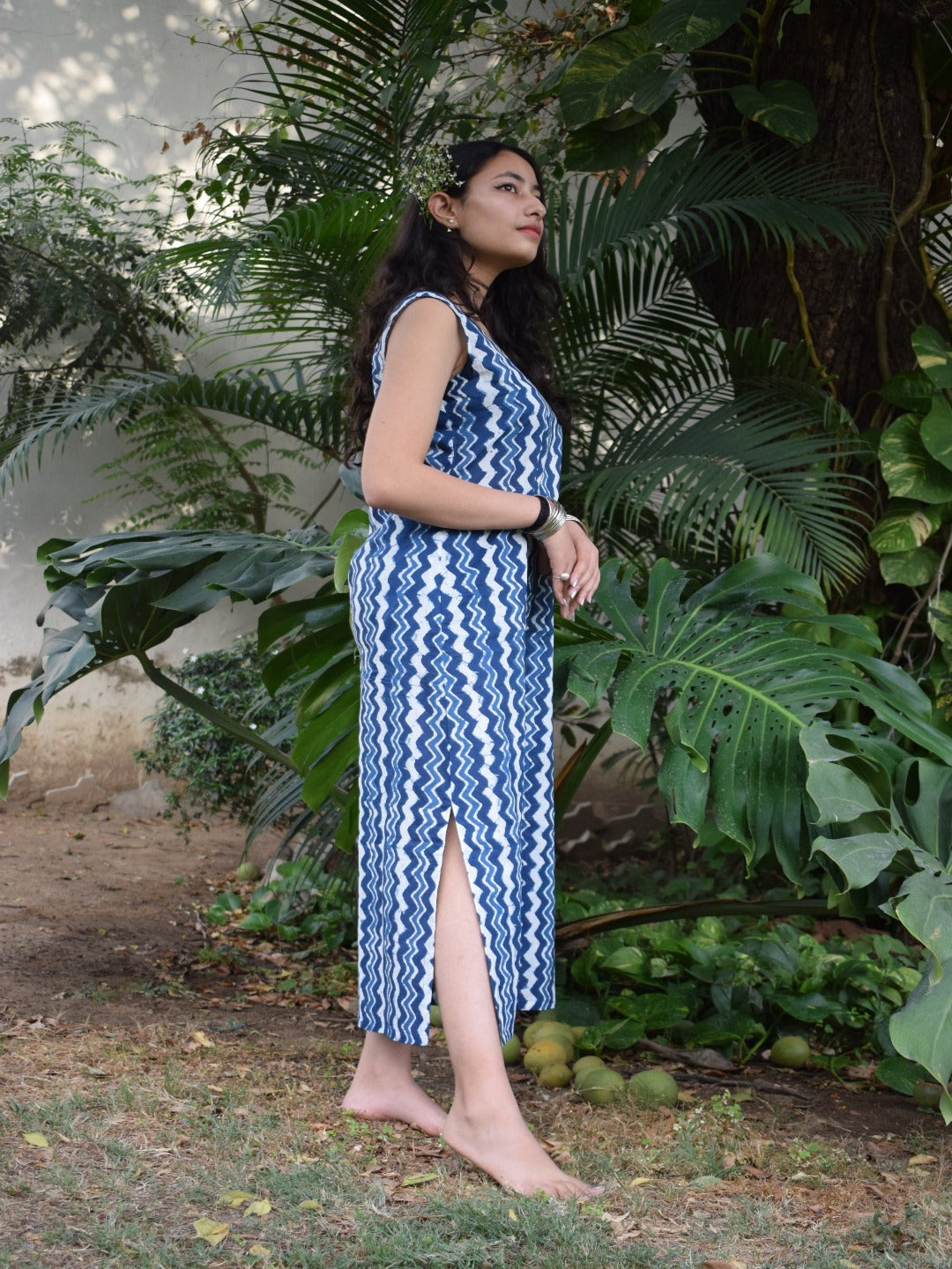 Pleats By Spoorthi Reddy - I may wear jeans or dresses everyday. But in a  saree, an Indian girl always feels right at home! #pleatsbyspoorthireddy  #makeupartist #makeupartistdmv #indianmakeupartistinmaryland  #designerblouses #bridesofmaryland ...